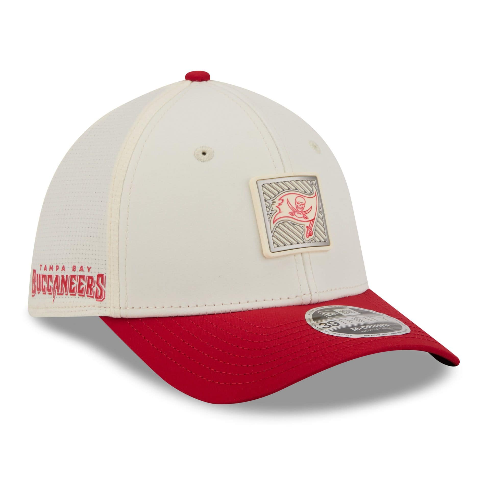 Tampa Bay Buccaneers 2026 NFL Training Camp 39THIRTY Flex Cap Cream/Red