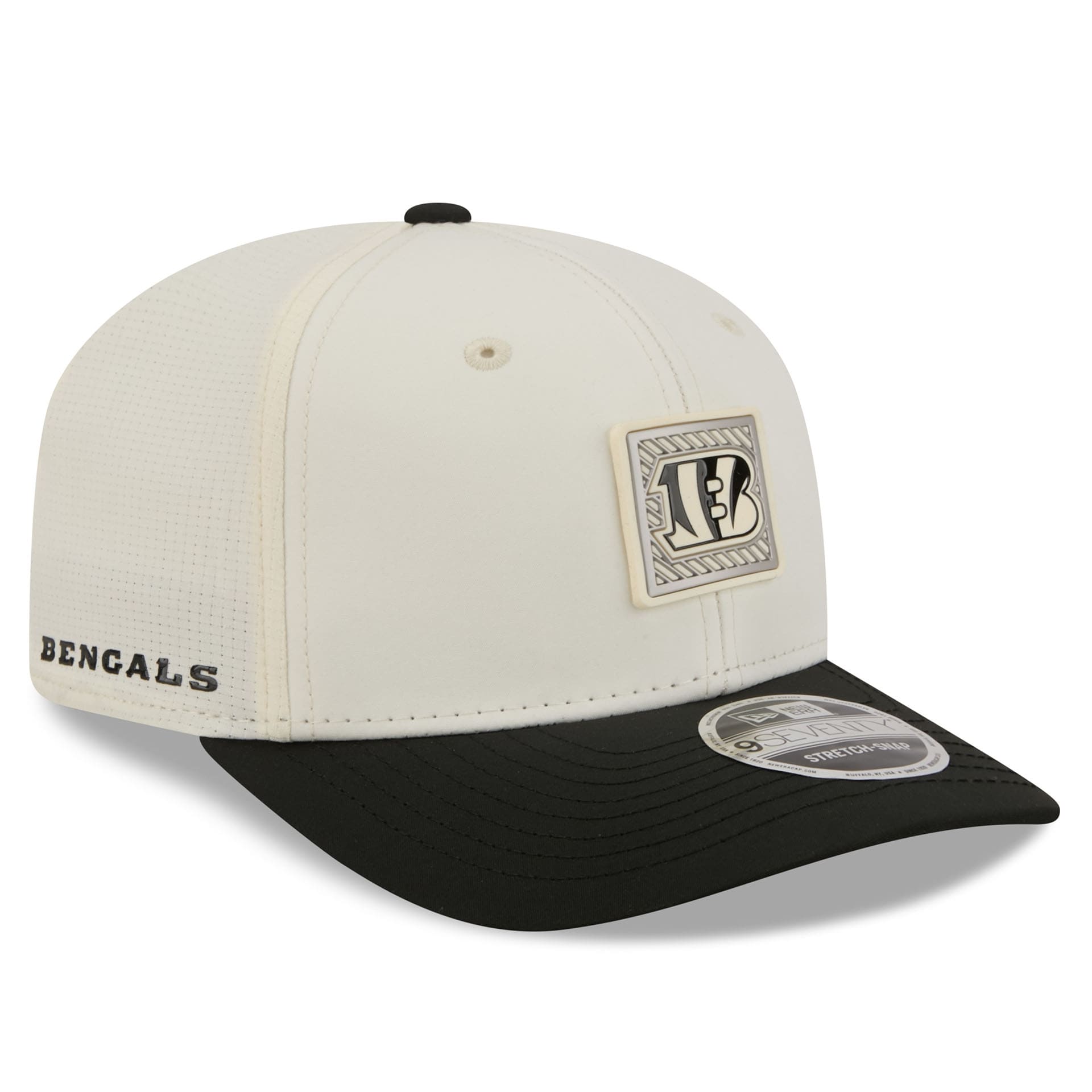 Cincinnati Bengals 2026 NFL Training Camp 9SEVENTY Stretch-Snap Cap Cream/Schwarz