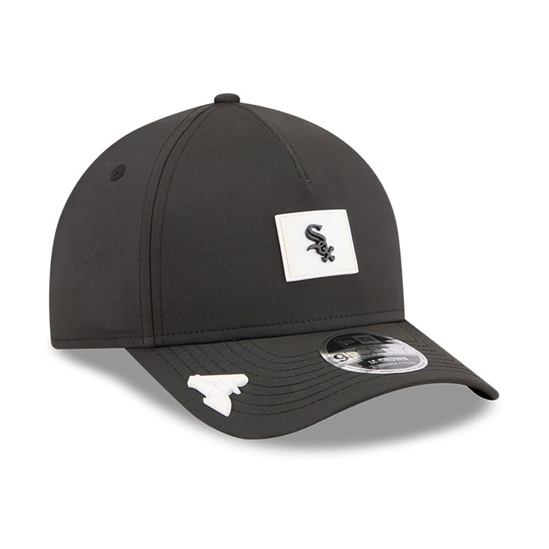 Chicago White Sox 2026 MLB Clubhouse 9FORTY M-Crown A-Frame Snapback Cap