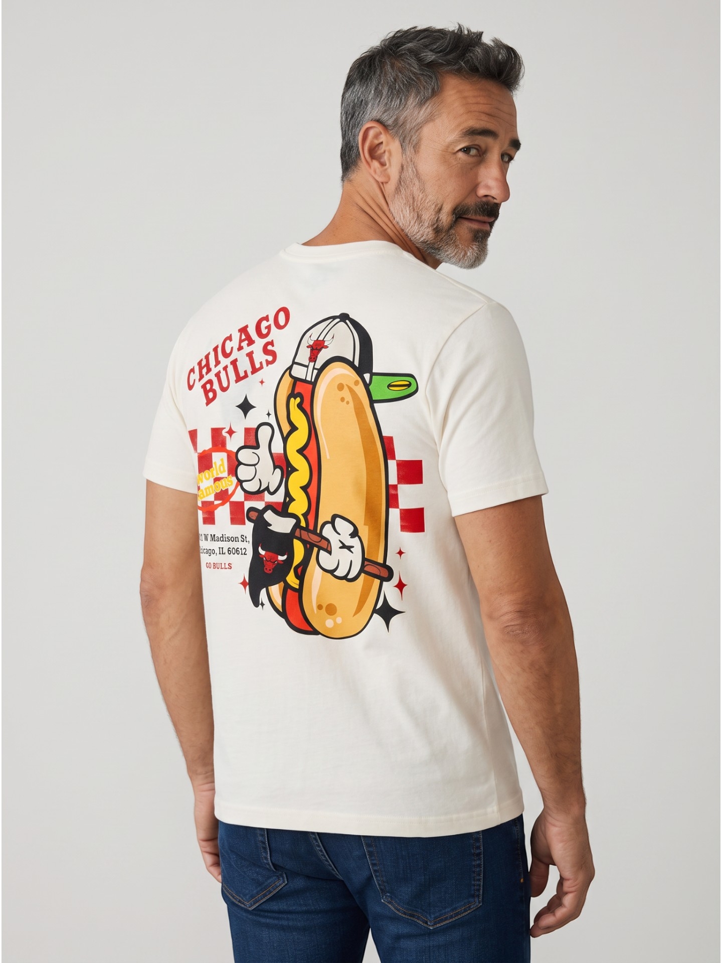 Chicago Bulls Ballpark Hot Dog Oversized NBA T-Shirt Cream