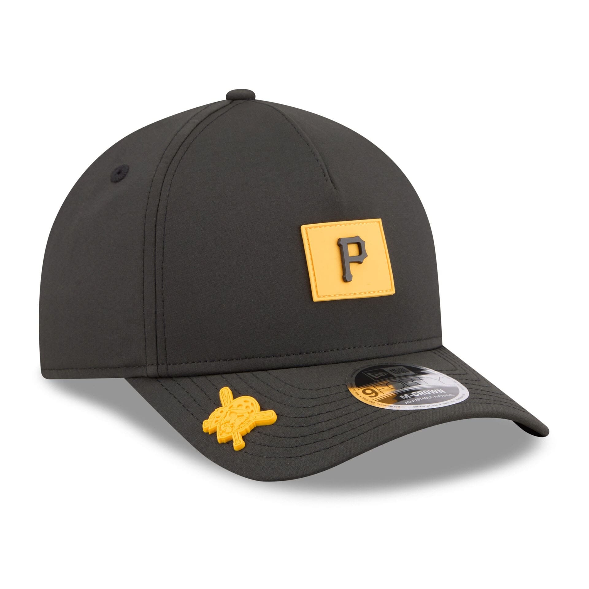 Pittsburgh Pirates 2026 MLB Clubhouse 9FORTY M-Crown A-Frame Snapback Cap