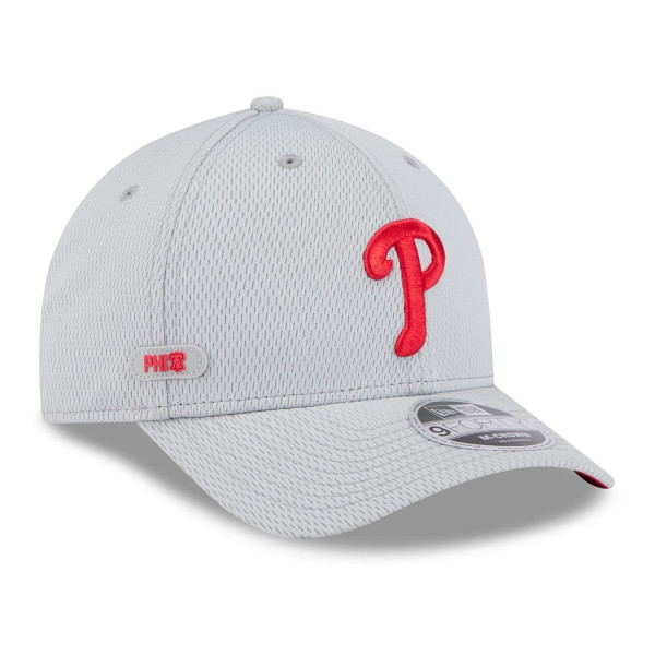 Philadelphia Phillies 2025 MLB Clubhouse 9FORTY M-Crown Snapback Cap Gray