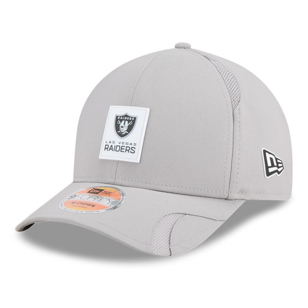 Las Vegas Raiders 2025 NFL On-Field Sideline 9FORTY M-Crown Cap CW Grau