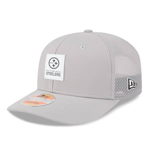 Pittsburgh Steelers 2025 NFL On-Field Sideline 9SEVENTY Trucker Snapback Cap CW Grau
