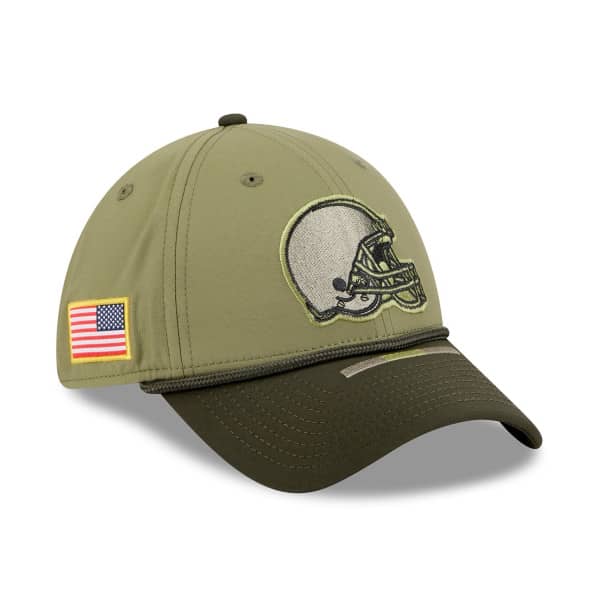 Cleveland Browns 2025 NFL Salute to Service New Era 39THIRTY Flex Cap Olive