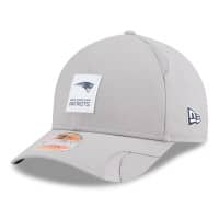 New England Patriots 2025 NFL On-Field Sideline 9FORTY M-Crown Snapback Cap CW Grau