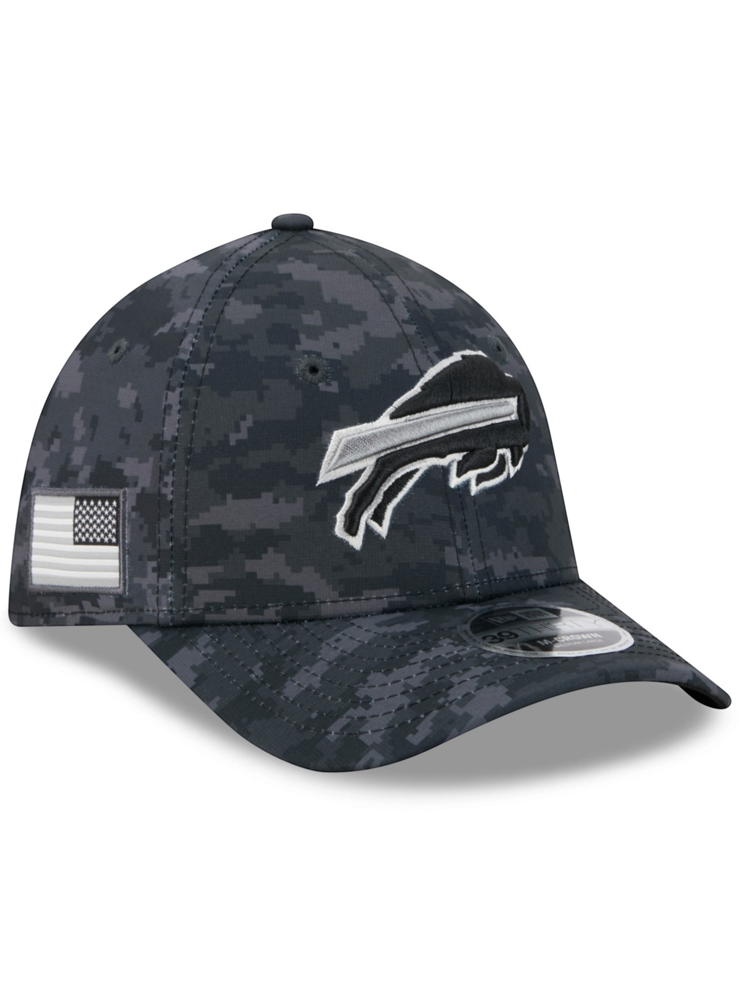 Buffalo Bills 2026 NFL Salute to Service 39THIRTY M-Crown Flex Cap Black