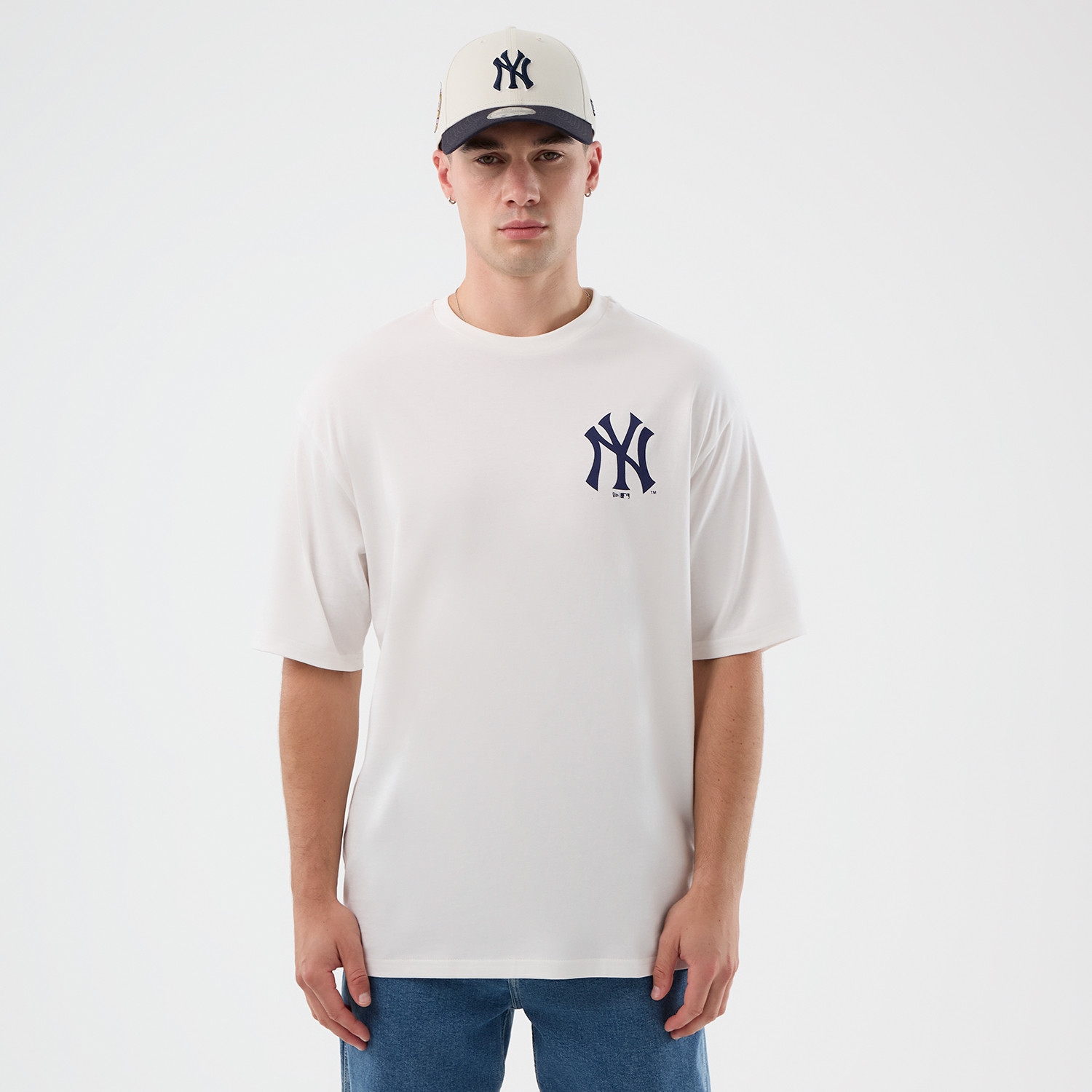 New York Yankees Cap Graphic MLB T-Shirt Weiß