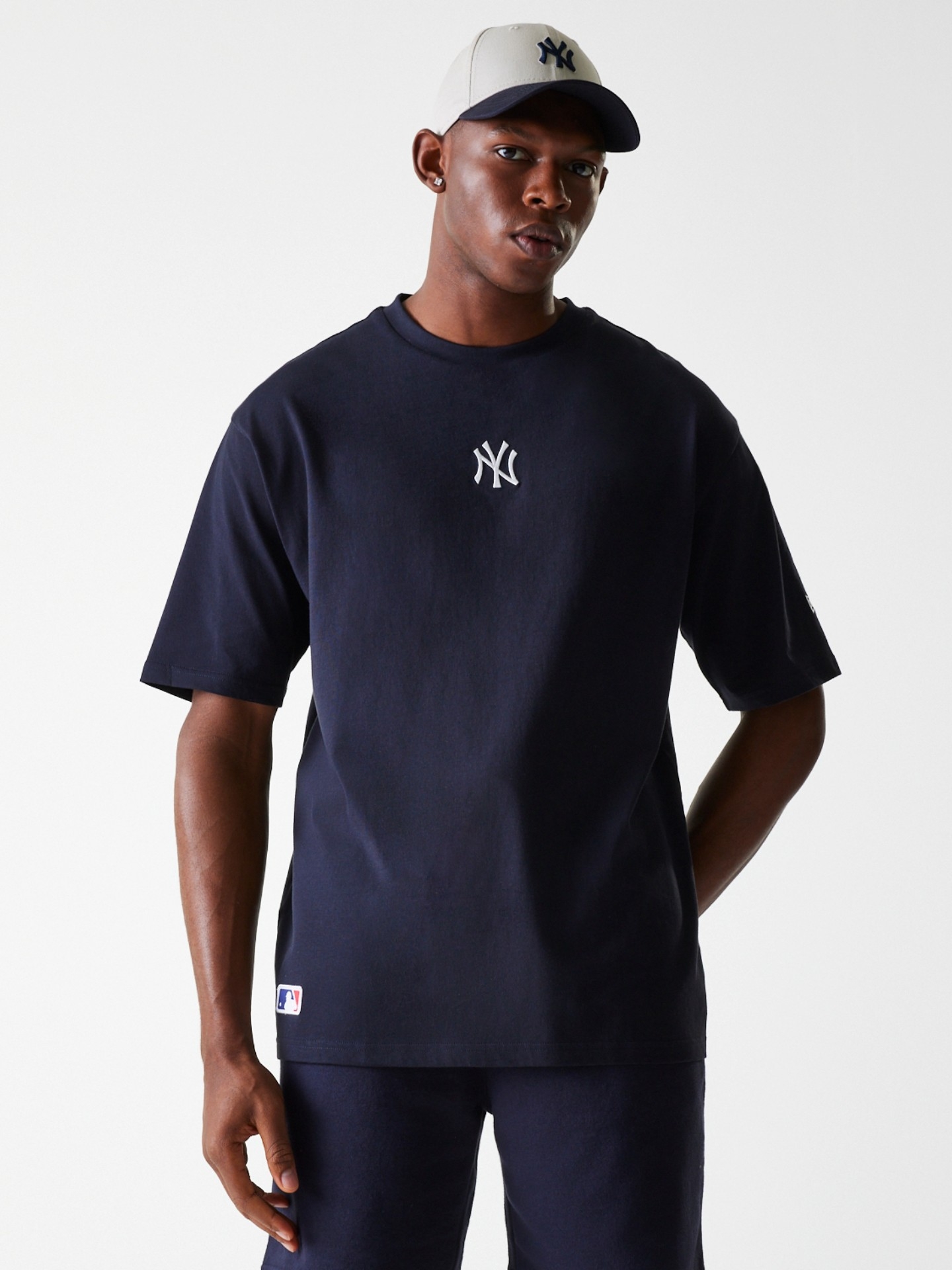 New York Yankees Small Logo MLB Oversized T-Shirt Navy