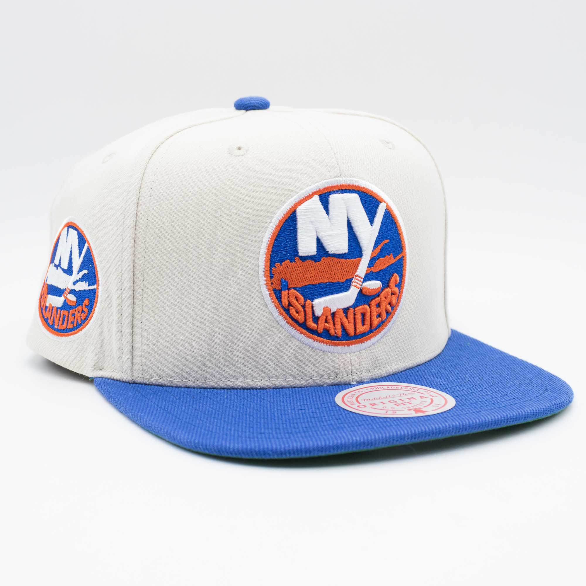 New York Islanders Off-White Mitchell & Ness Snapback NHL Cap