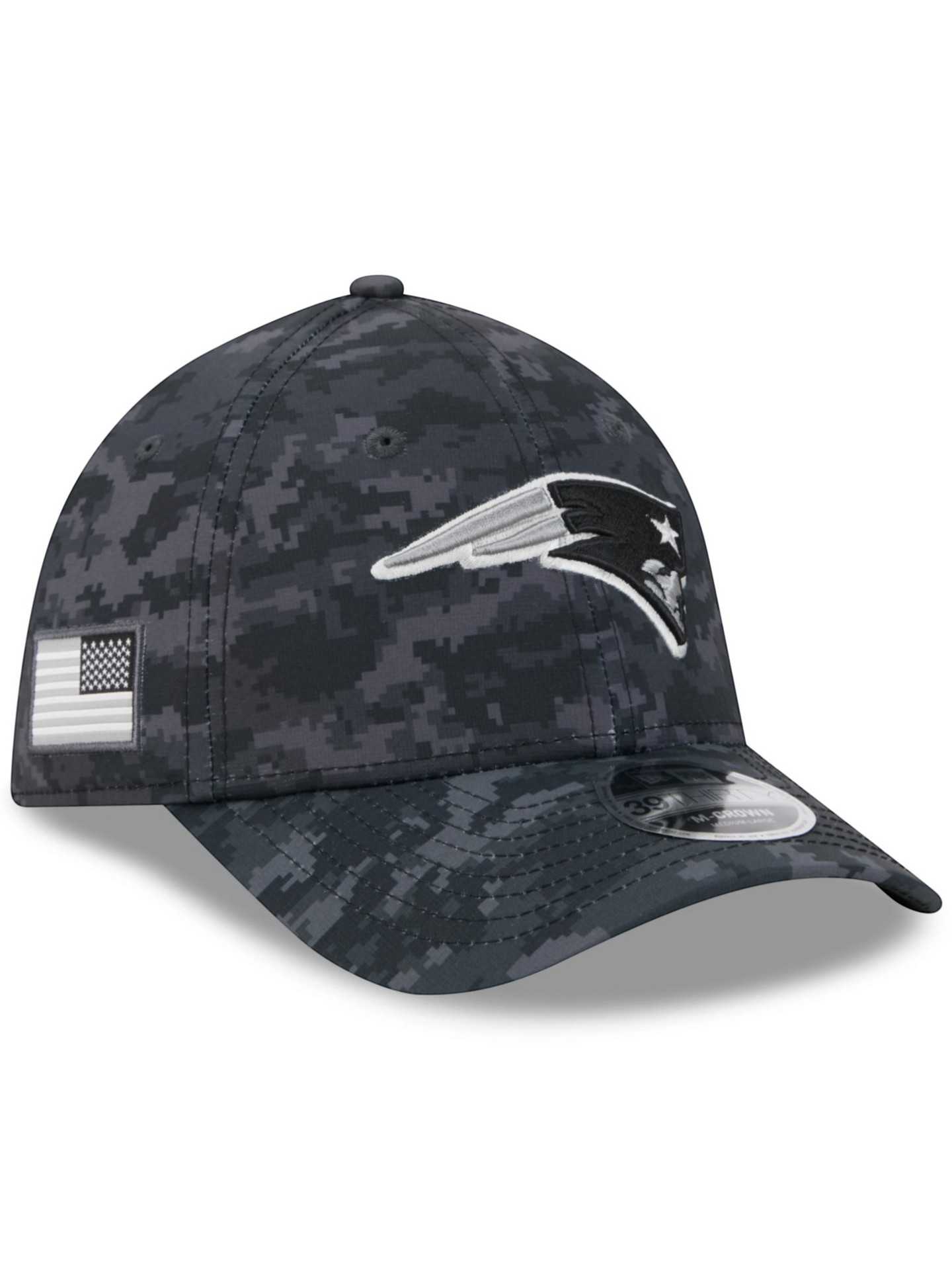 New England Patriots 2026 NFL Salute to Service 39THIRTY M-Crown Flex Cap Black