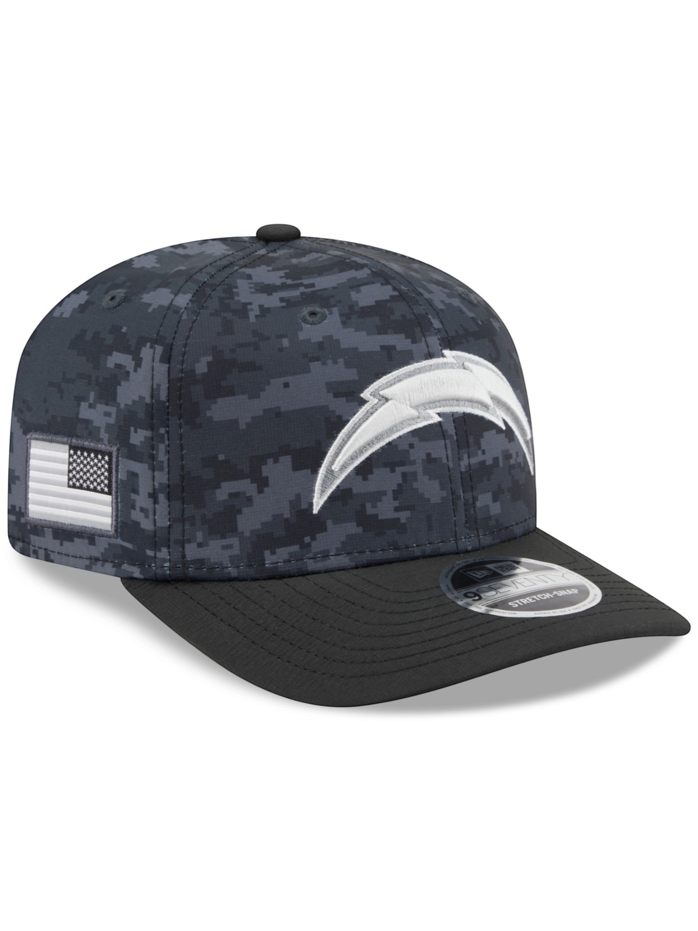 Los Angeles Chargers 2026 NFL Salute to Service 9SEVENTY Stretch-Snap Cap Black